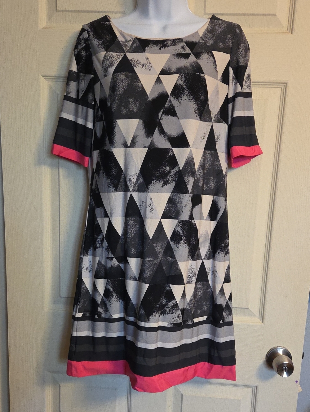 Eliza J Geometric Shift Dress Size 10P